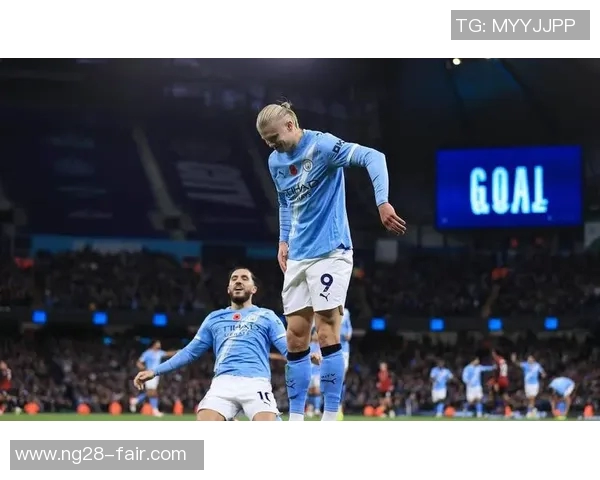 英超激战：多特蒙德狂胜本菲卡神奇扑救点燃全场激情